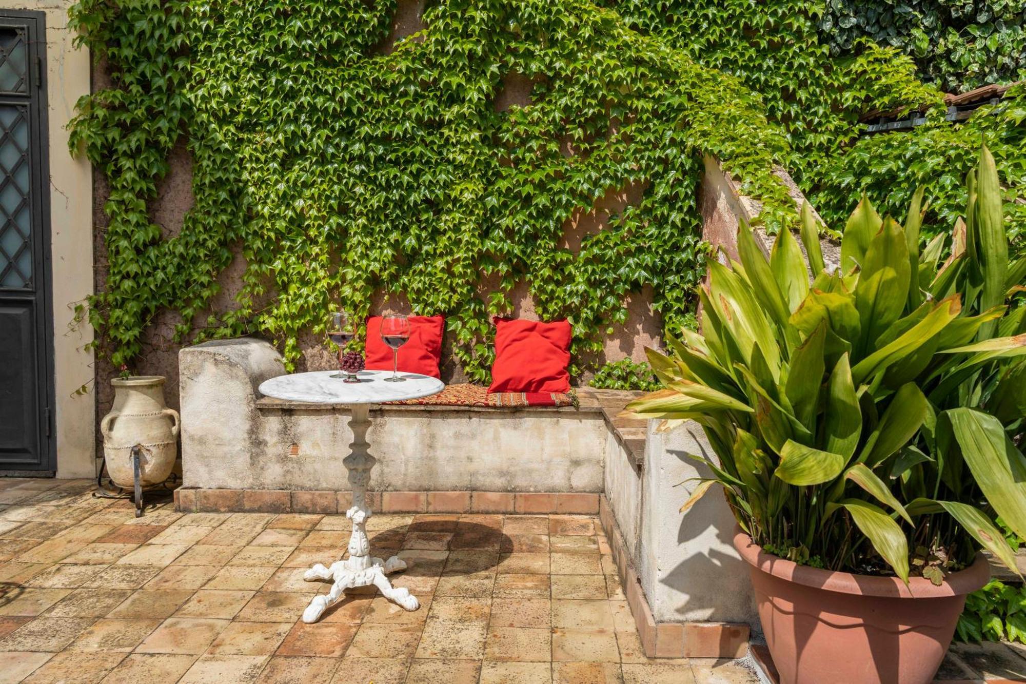 B&B Bellini Milo Kültér fotó